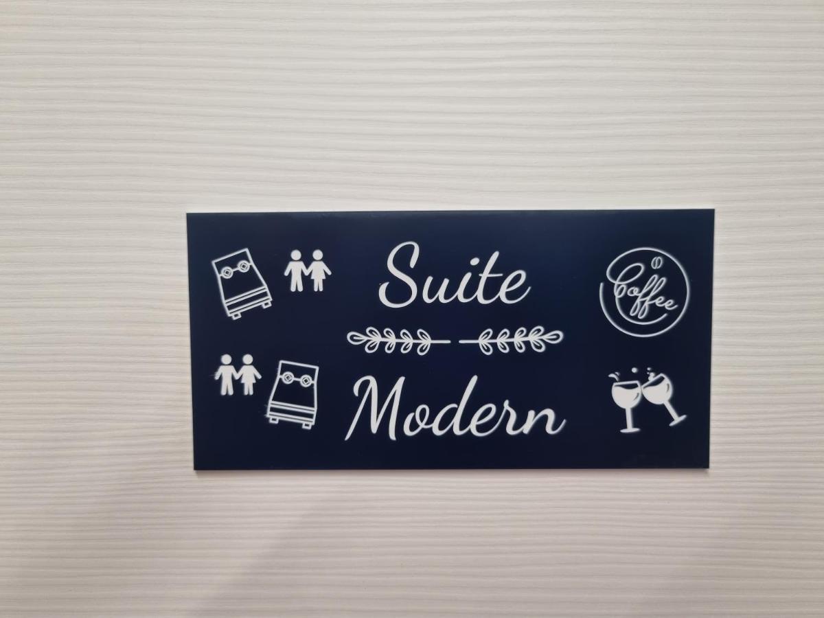 Blue House Apartment - San Massimo ヴェローナ エクステリア 写真