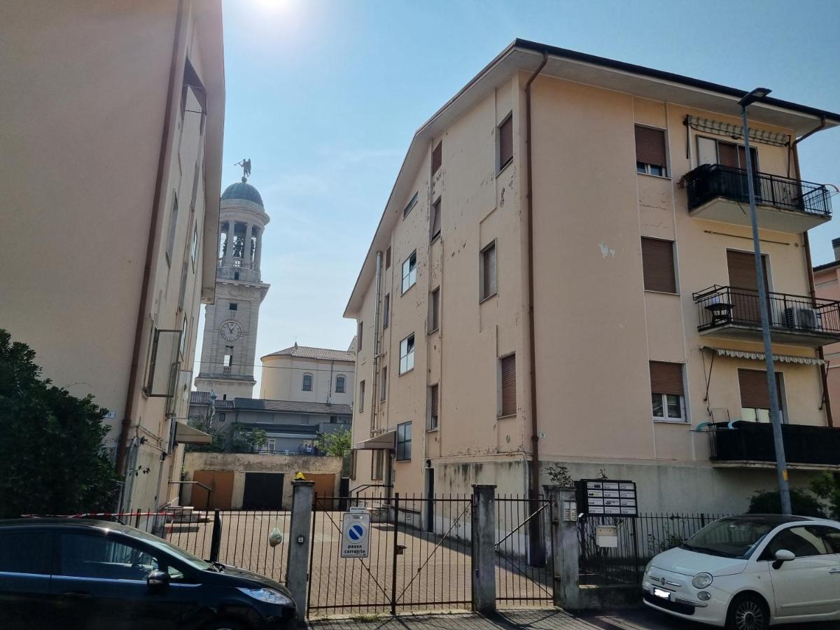 Blue House Apartment - San Massimo ヴェローナ エクステリア 写真